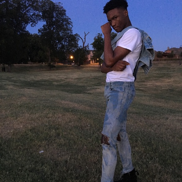 Meet your Posher, Peter - Picture 1 of 1